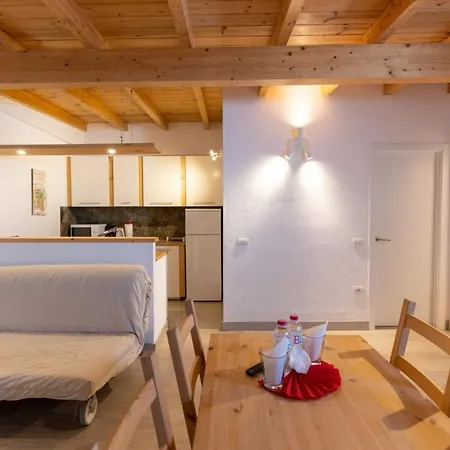 Διαμέρισμα House With Free Wi-Fi In A Shared Farm, Bbq, Community Pool In Tenerife