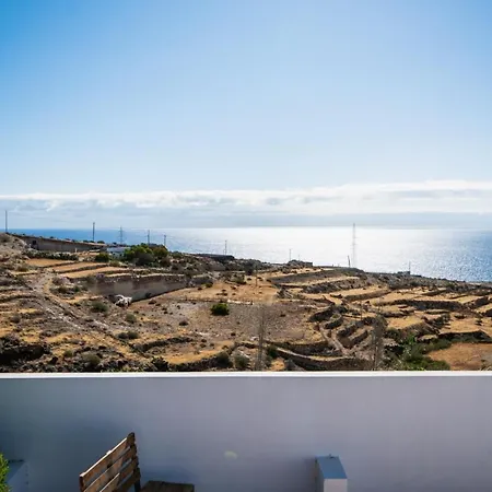 Lejlighed House With Free Wi-Fi In A Shared Farm, Bbq, Community Pool In Tenerife
